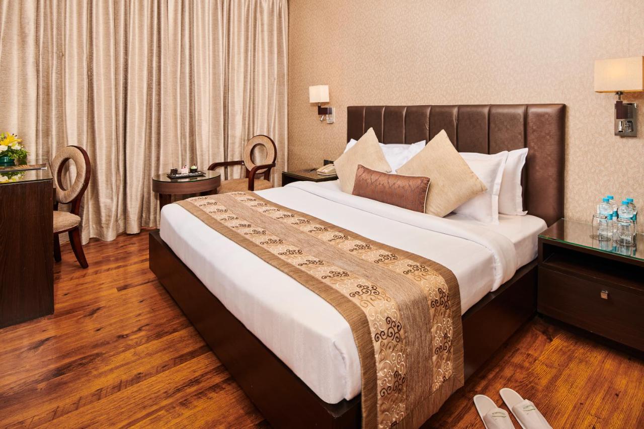 Goldfinch Hotel מומביי מראה חיצוני תמונה
