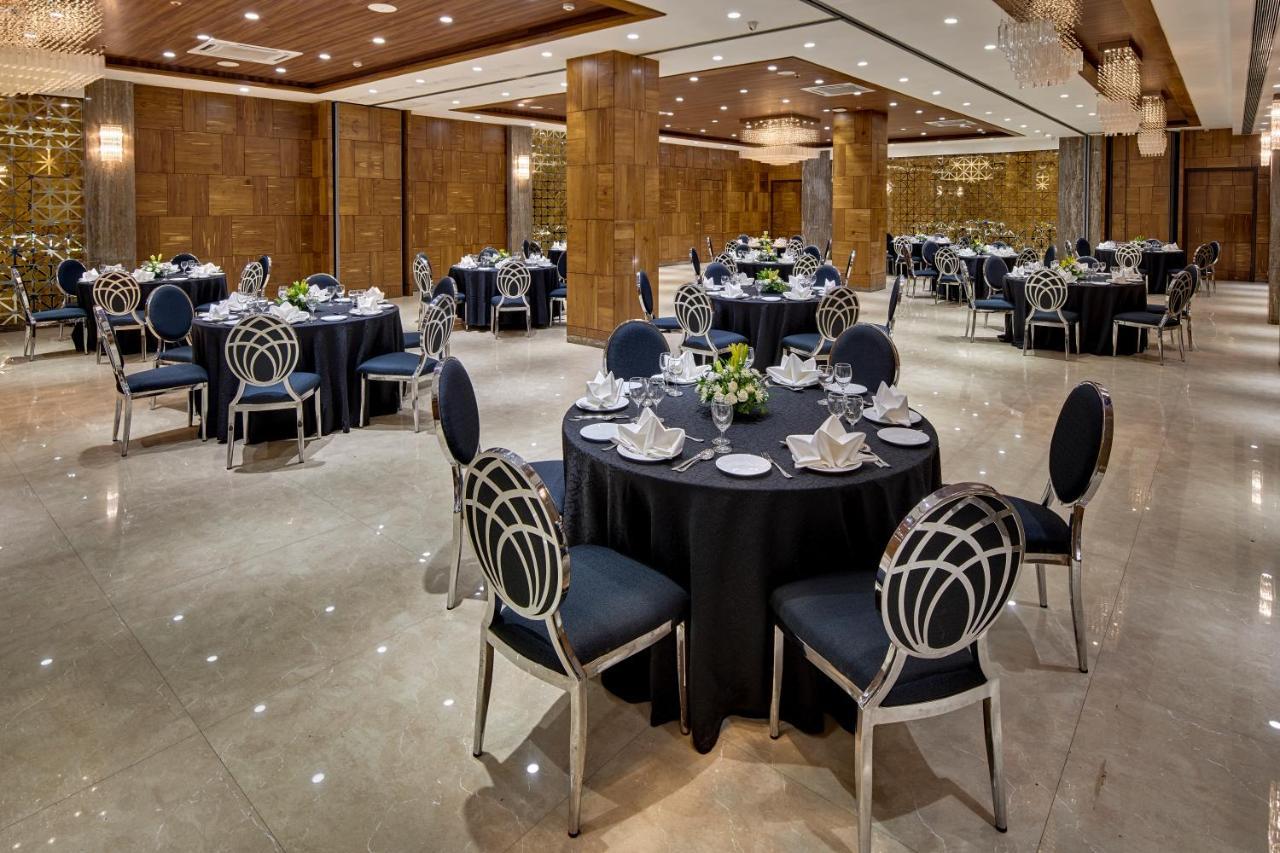 Goldfinch Hotel מומביי מראה חיצוני תמונה