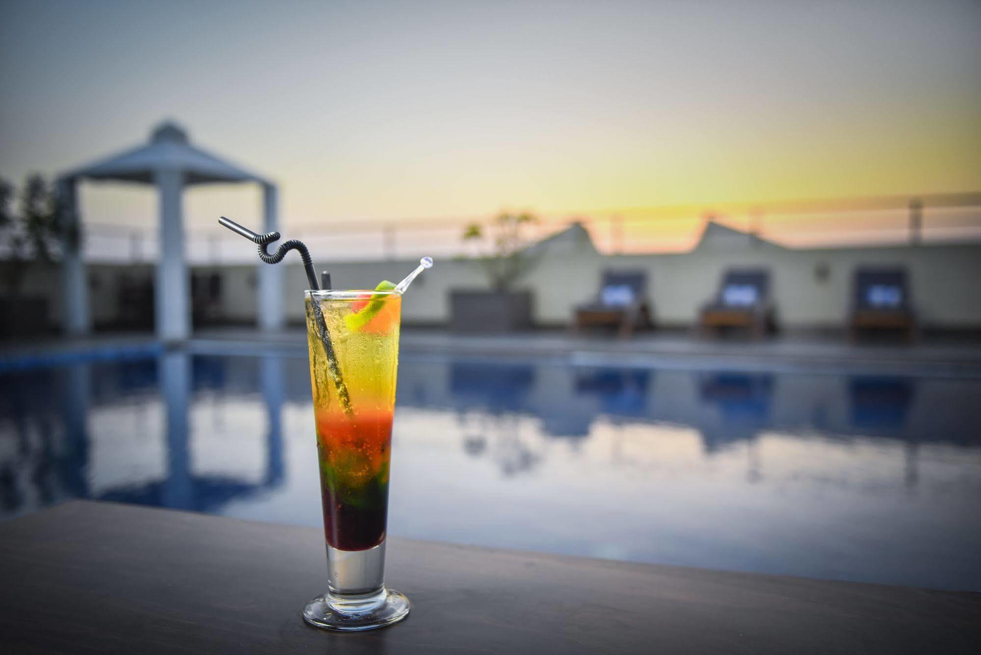 Goldfinch Hotel מומביי מראה חיצוני תמונה